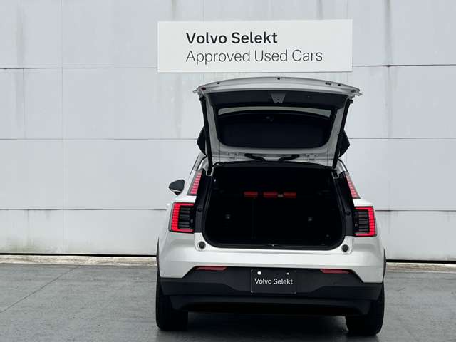Volvo EX30 10