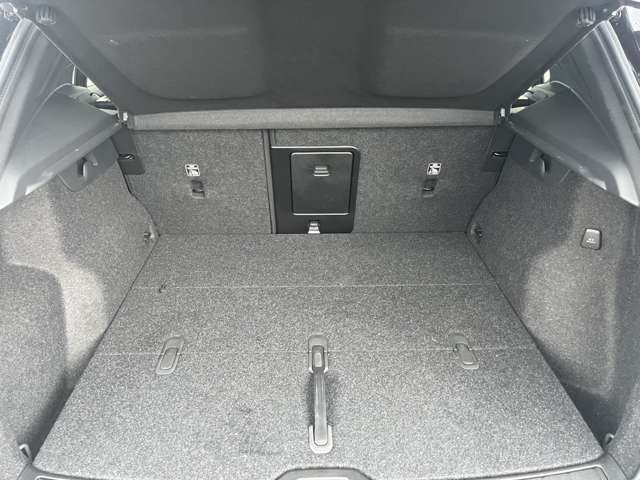 Volvo XC40 9