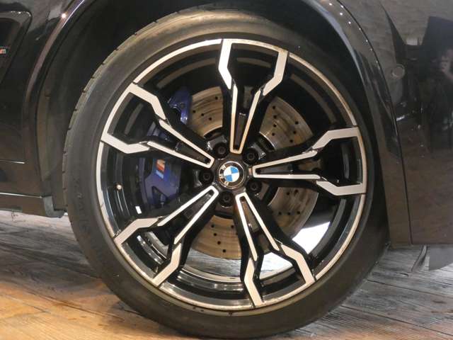 BMW X4 M 7