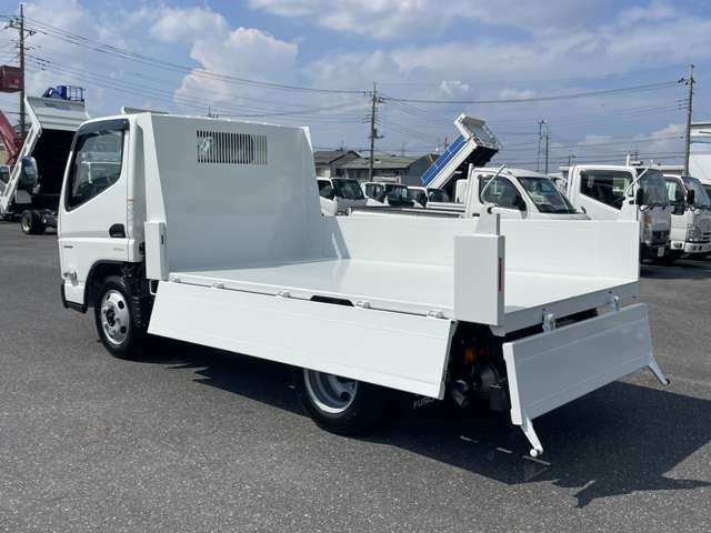 Mitsubishi Fuso Canter 12