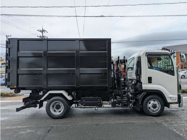Isuzu Forward 6