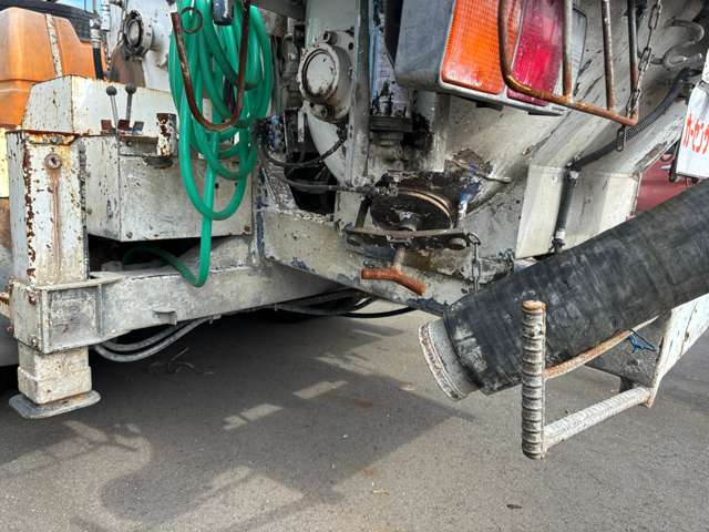 Mitsubishi Fuso Canter 10