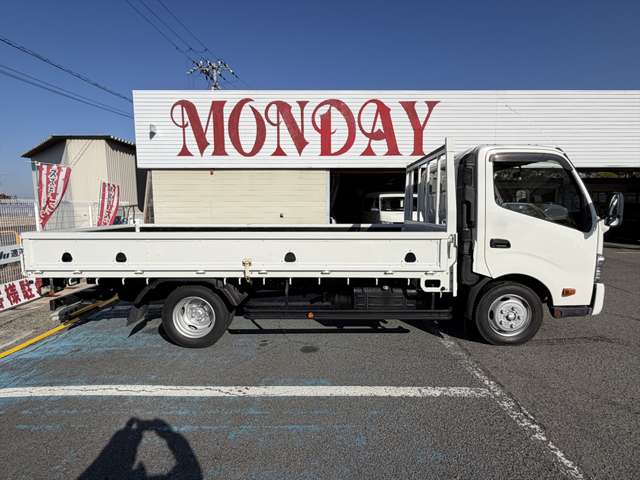 Hino Dutro 7