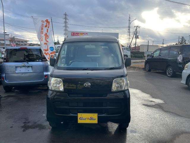Daihatsu Hijet Cargo 3