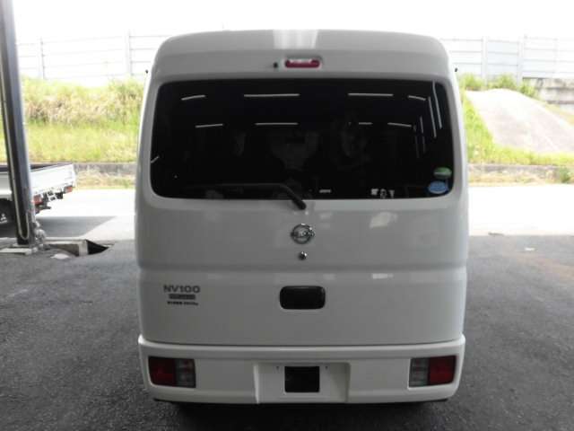 Nissan NV100 Clipper 5