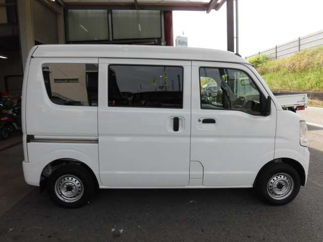 Nissan NV100 Clipper 7