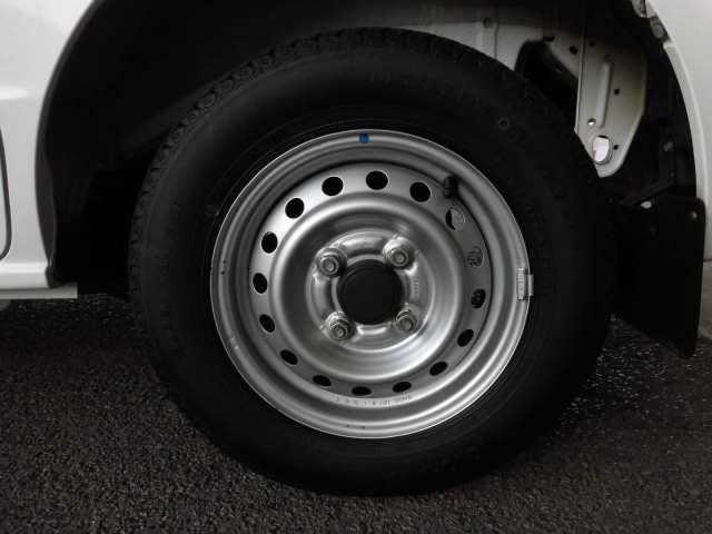Nissan NV100 Clipper 9
