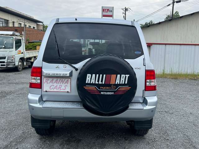 Mitsubishi Pajero iO 3