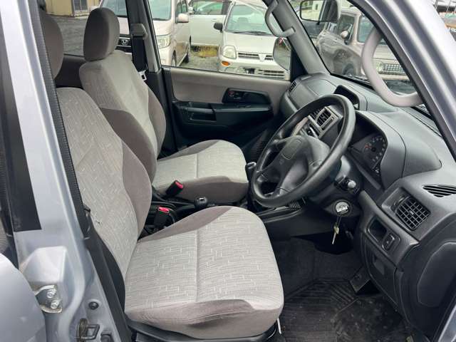 Mitsubishi Pajero iO 10