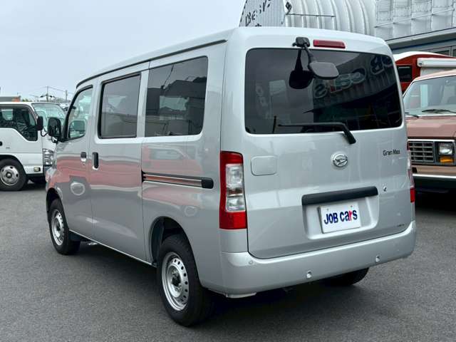 Daihatsu グランマックスカーゴ 11