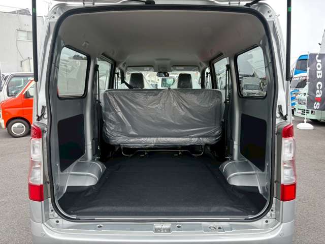Daihatsu グランマックスカーゴ 2