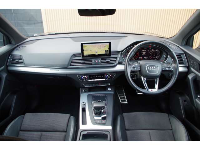 Audi Q5 4