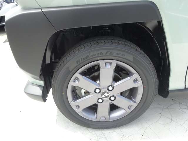 Daihatsu Taft 12