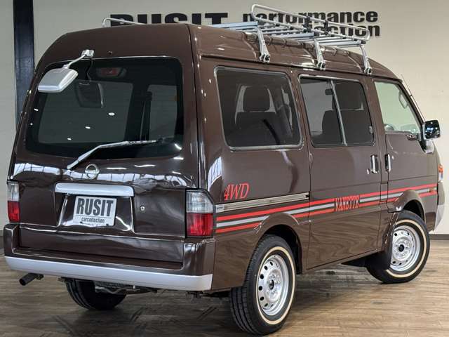 Nissan Vanette 12