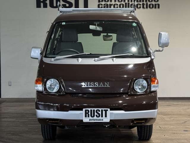 Nissan Vanette 9