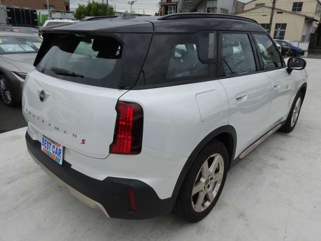 MINI Countryman 8