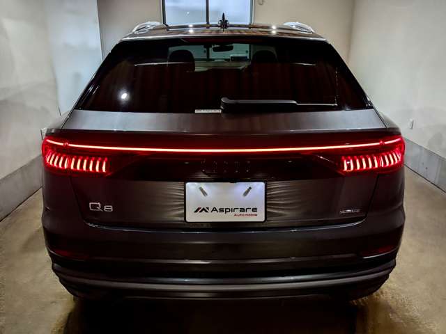 Audi Q8 11