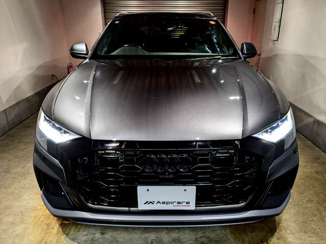 Audi Q8 5