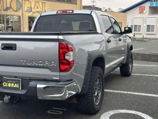 Toyota Tundra 12