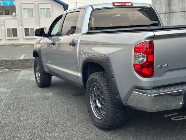 Toyota Tundra 6