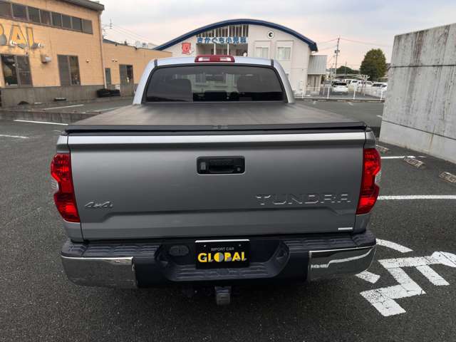 Toyota Tundra 10