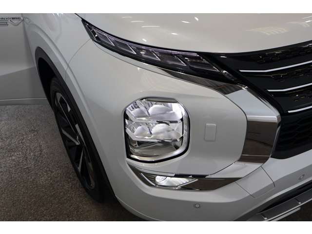Mitsubishi Outlander 12