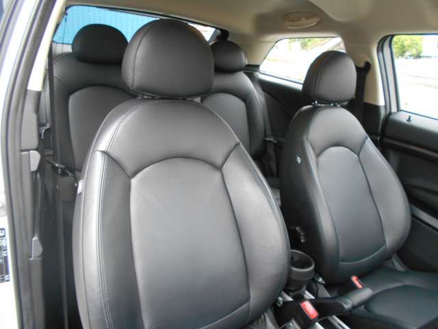 MINI Paceman 11