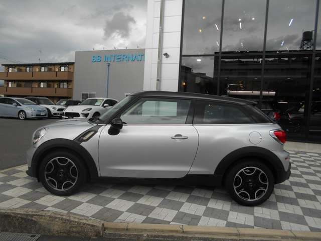 MINI Paceman 8