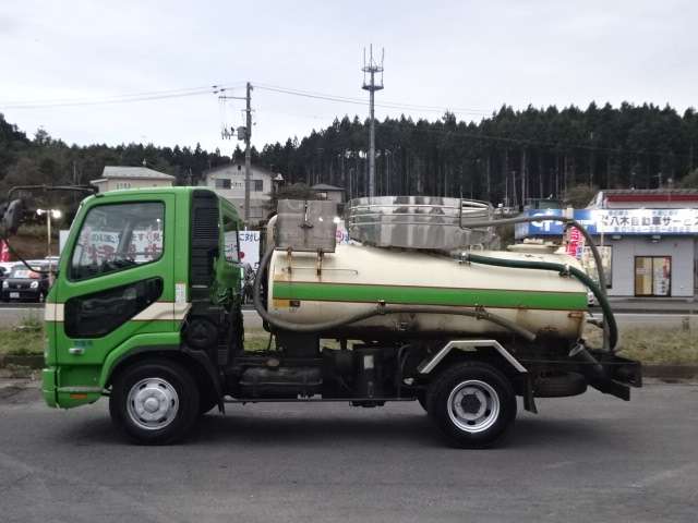 Mitsubishi Fuso Fighter 6