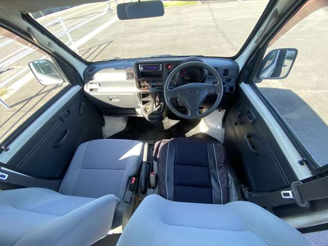 Daihatsu Hijet Deck Van 5