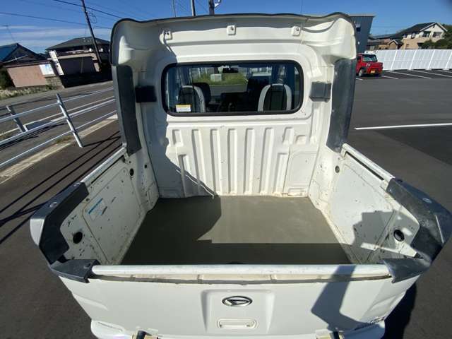 Daihatsu Hijet Deck Van 9