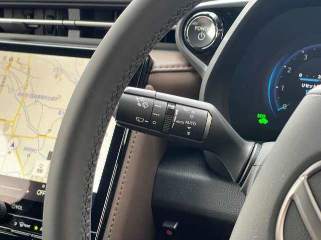 Lexus LBX 9