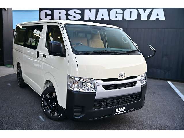 Toyota Hiace Van 6