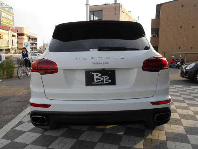 Porsche Cayenne 7
