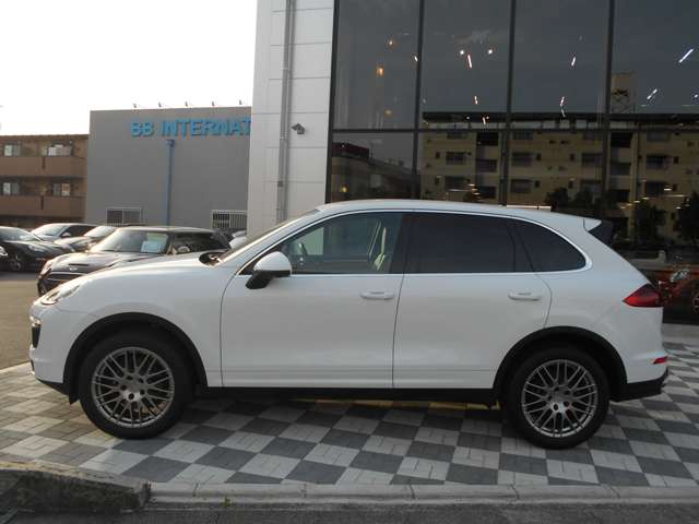 Porsche Cayenne 9