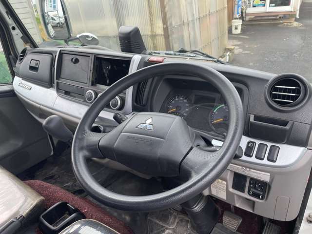 Mitsubishi Fuso Canter 10