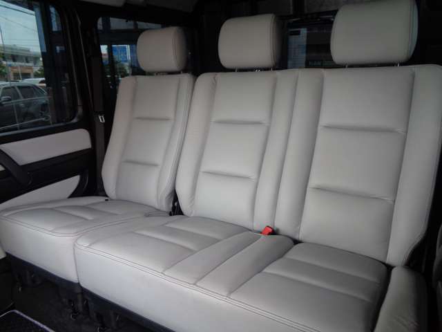 Mercedes-Benz G-Class 9