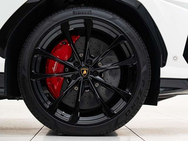 Lamborghini ウルス 10