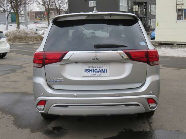 Mitsubishi Outlander PHEV 6
