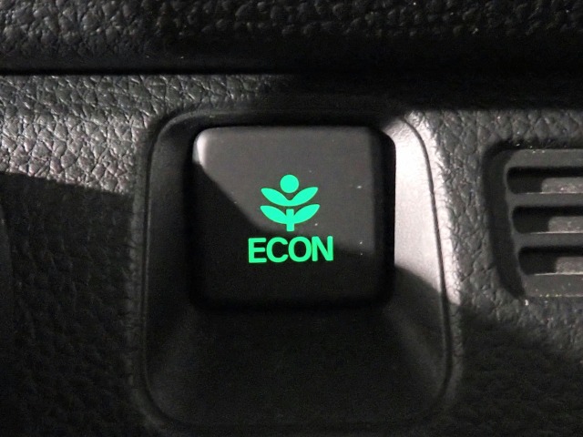 Honda N-VAN 8