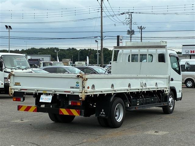 Mitsubishi Fuso Canter 4