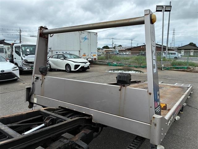 Mitsubishi Fuso Canter 10