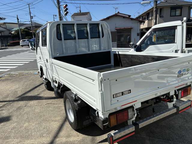 Isuzu Elf 11