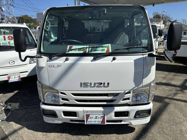Isuzu Elf 4