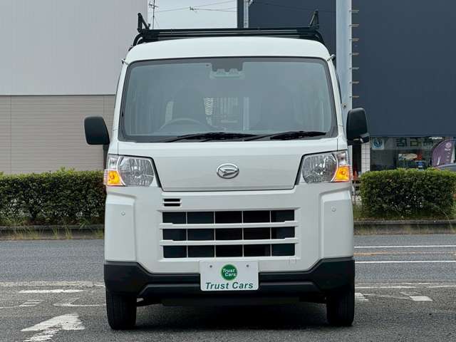 Daihatsu Hijet Cargo 11