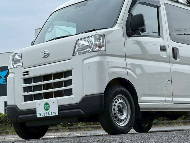 Daihatsu Hijet Cargo 9