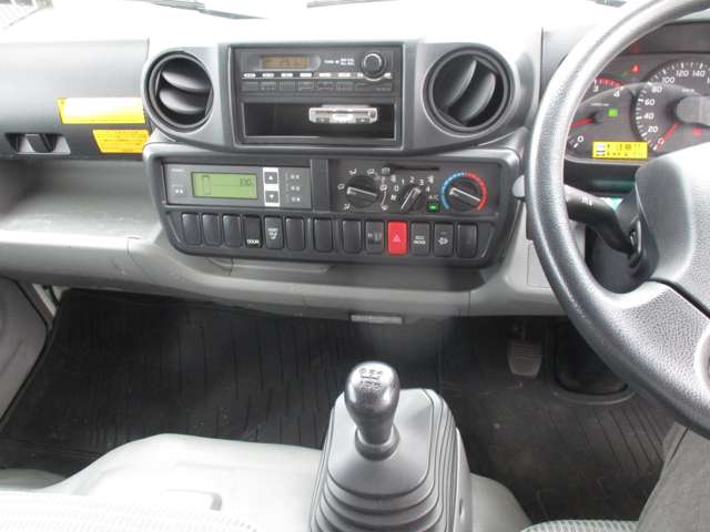 Toyota Toyoace 12
