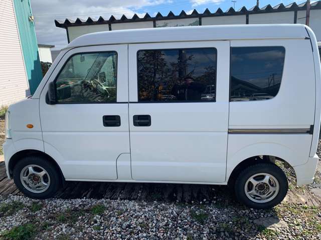 Nissan NV100 Clipper 6