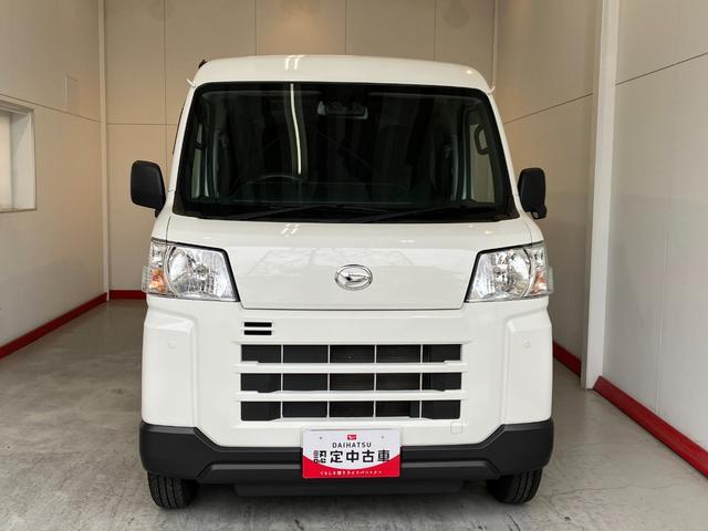 Daihatsu Hijet Cargo 5