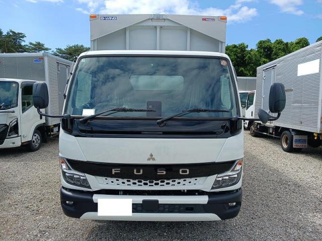 Mitsubishi Fuso Canter 11